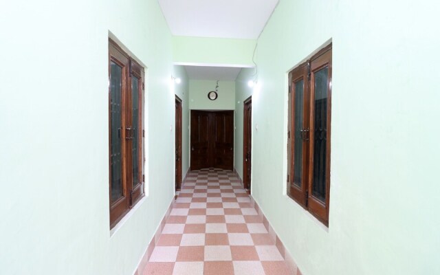 Oyo 24020 Megha Yatri Niwas