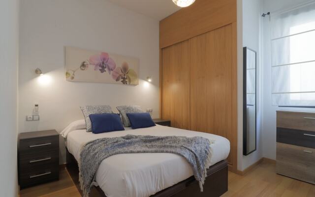 Grand Apartment with terrace & Parking by La Recepcion
