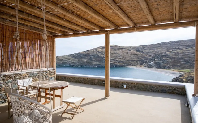 Kyon Beach Suites Kythnos