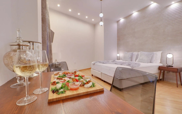 AthiNN Residence