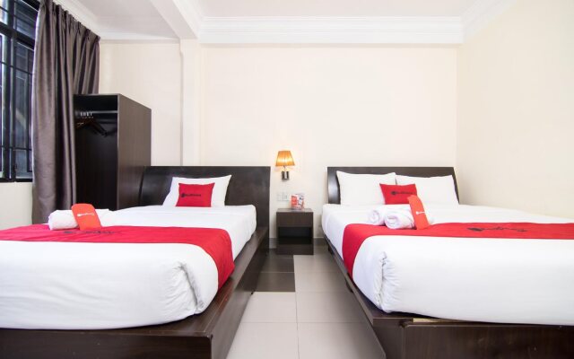 Honey House Hotel