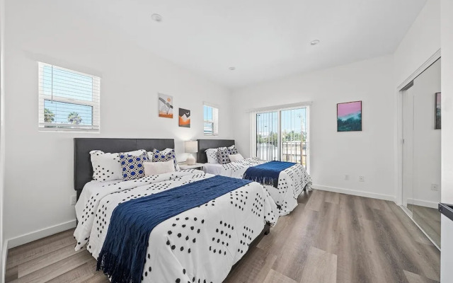 Comfort Suite Los Angeles