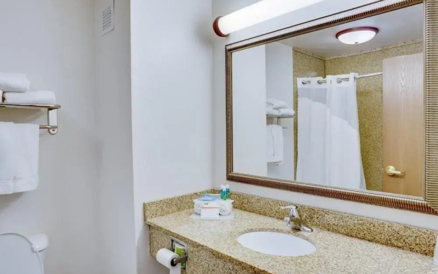 Holiday Inn Express Hotel & Suites Oklahoma City - Bethany, An Ihg Hotel