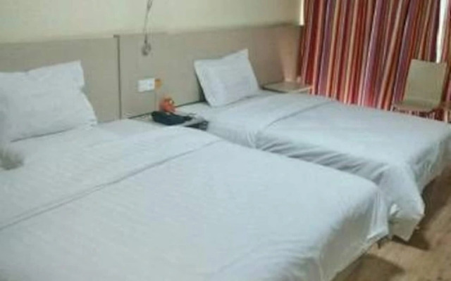 7Days Inn Qingdao Huangdao District Lianghe Road Haishui Baths