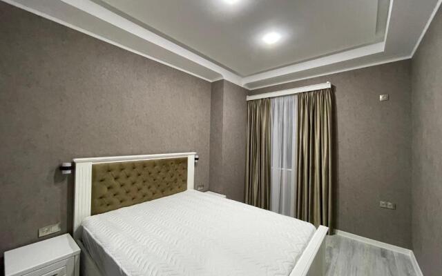 2h komnatnye apartamenty v tsentre Kutaisi