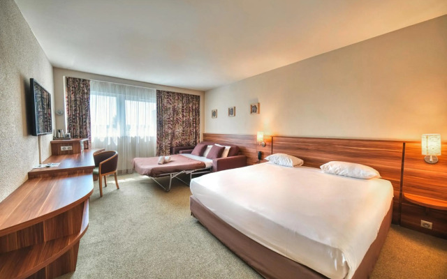 KYRIAD PRESTIGE MULHOUSE - Basel