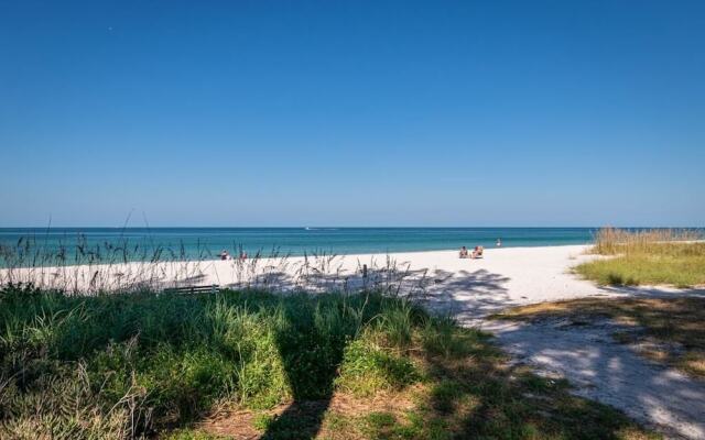 Palm Cay 5