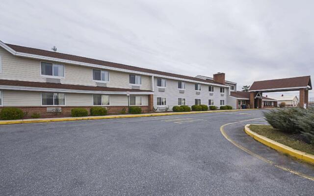 AmericInn Lodge & Suites of Harrington