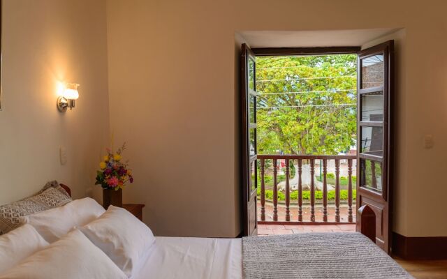 Hosteria Colonial La Cueva de Leo