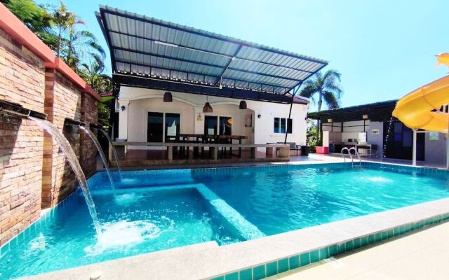 Baan Big Family HuaHin Pool Villa