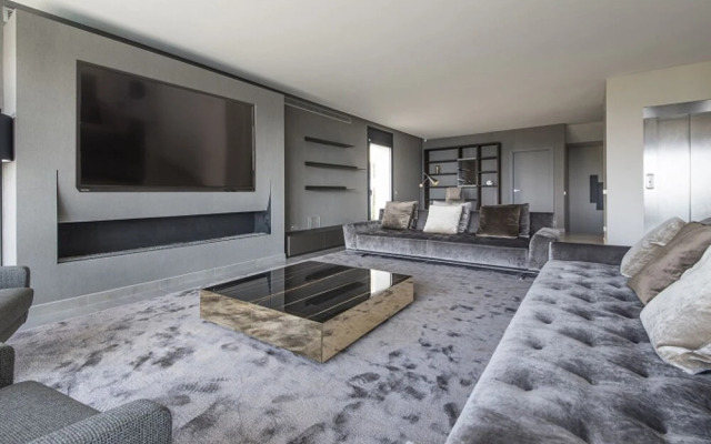 Luxurious Panoramic Spa Villa