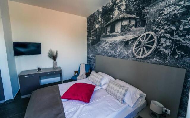 Bagrina Suites