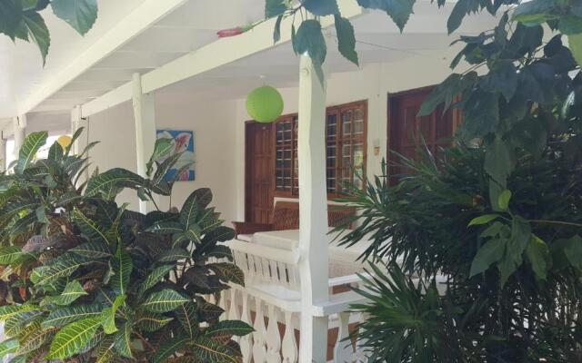 Beau Vallon Bungalows