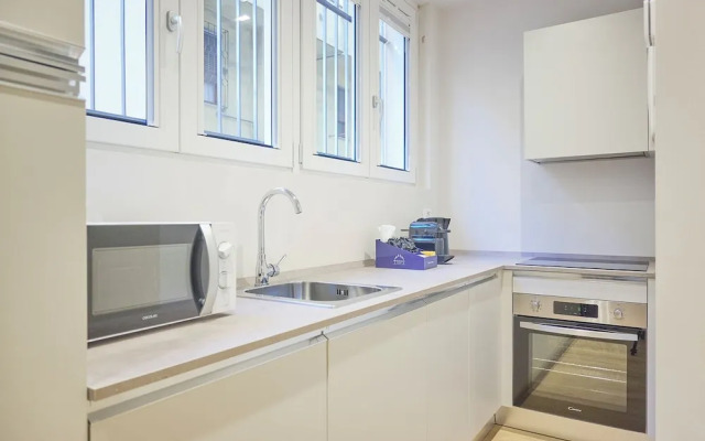 Milan Retreats City life