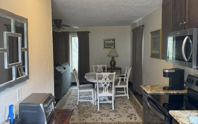 Arnett Rd. 124a 1 Bedroom Apts