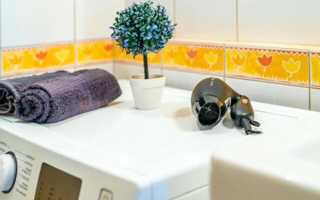 ROMANTICA...Stare Miasto by walking