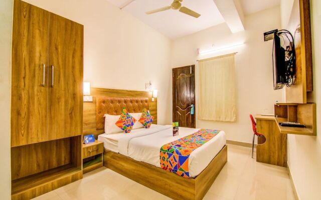 FabHotel Prasad Residency