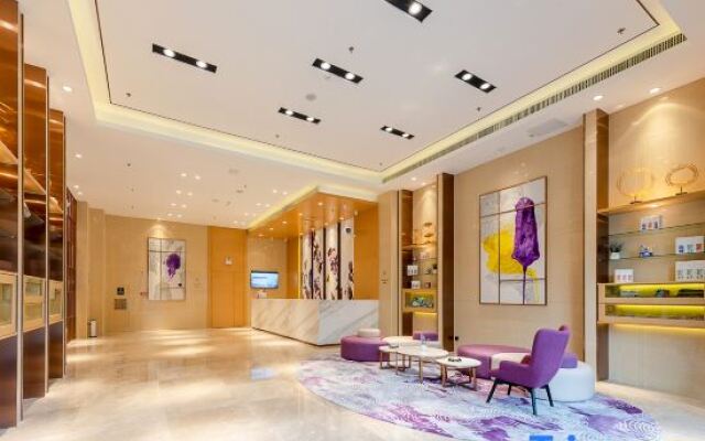 Lavande Hotel(Foshan Qiandeng Lake Pingzhou Jade Street Store)