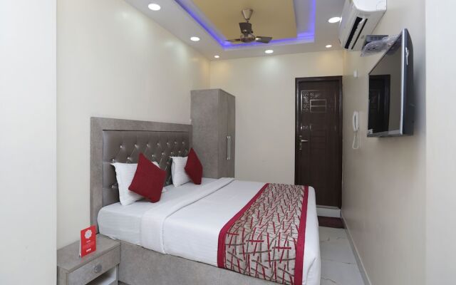 OYO 13455 Rama Krishna Hotel