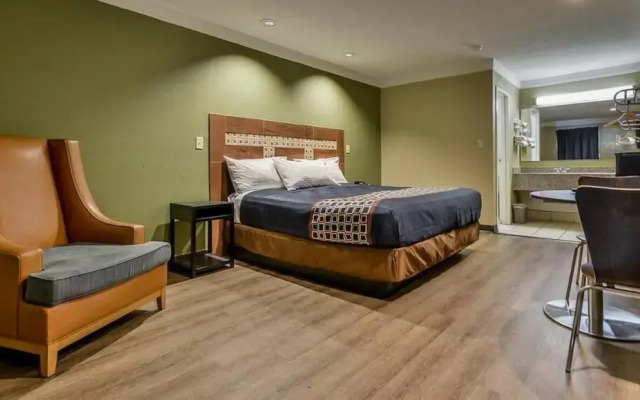 Red Roof Inn Raleigh Northeast - Downtown