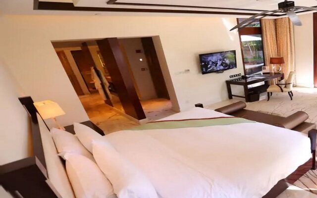The St. Regis Sanya Yalong Bay Resort
