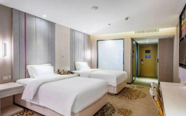 Lifeng Hotel (Guiyang Huaguoyuan Fortune plaza)