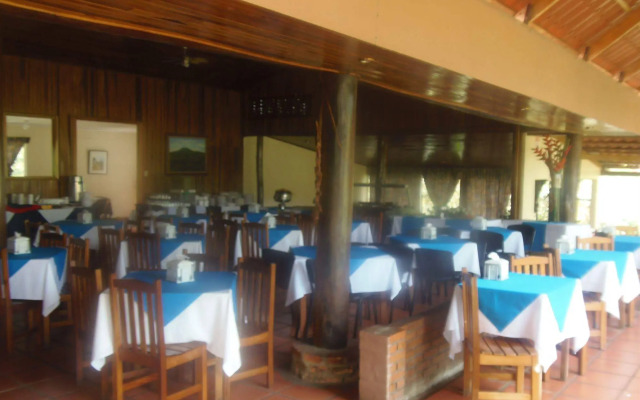Termales del Bosque & Hot Springs