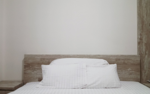 De Green Inn Serua – Guest Rooms – South Tangerang