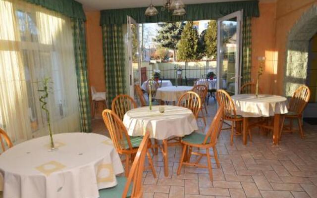 Kiskut Liget Pension