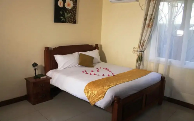 Oluwa Seun Beach Cottages