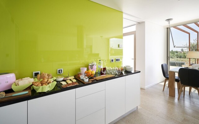 Oliveira House