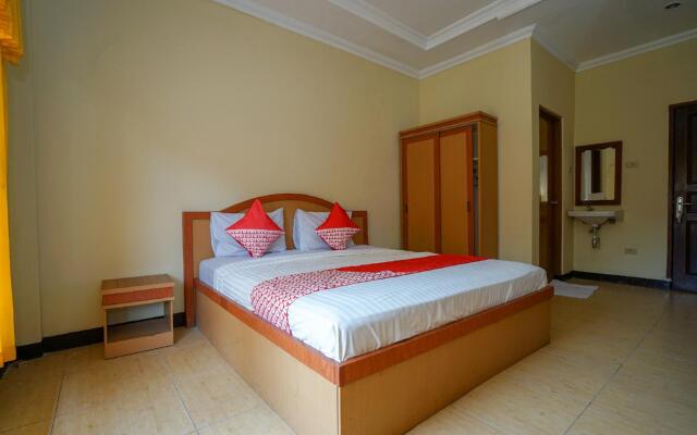 OYO 1273 Hotel Belvena