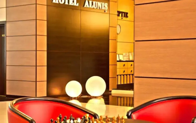 Hotel Alunis