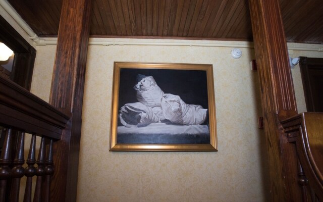 Ivy Lodge Bed & Breakfast