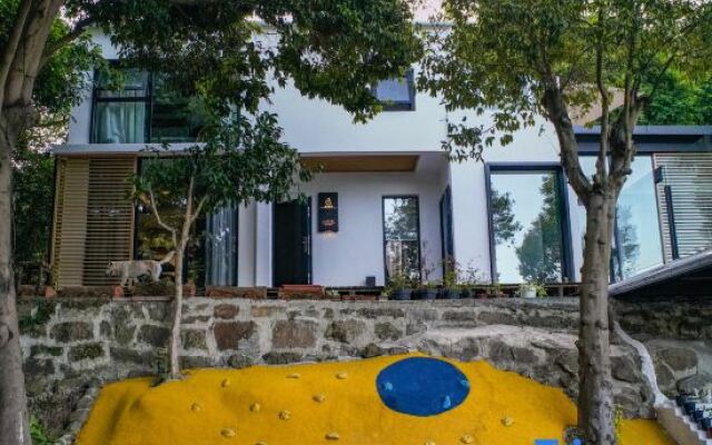 Yuanju Yuanchu Homestay