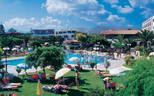 Chrissi Amoudia Hotel