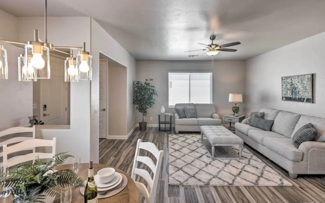 Idyllic Kingman Retreat With Yard - Near Hiking