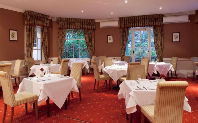Mercure White Hart Hotel Salisbury and Apartments
