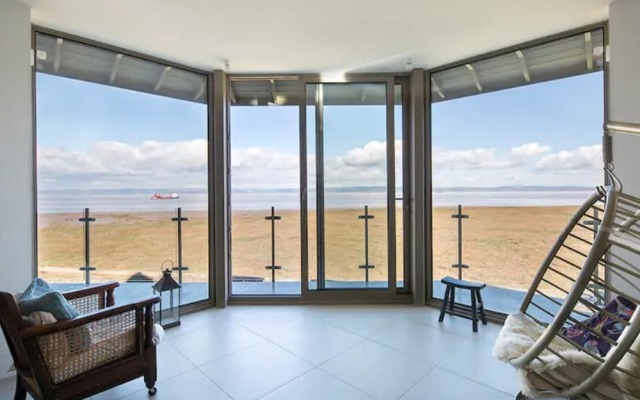 Captivating 7-bed House in Bristol