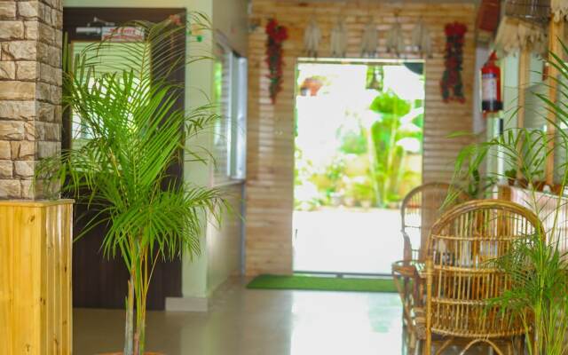 Hotel Happy Home