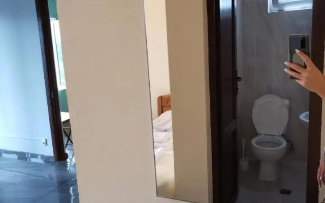 Ninoshvili Street Apartment