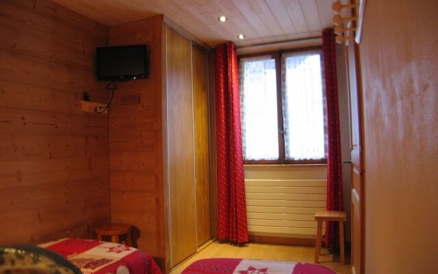 GENTIANES 4p La Clusaz skis aux pieds