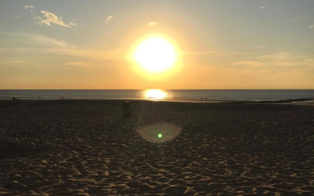 Rustig appartement met zeezicht dicht bij het centrum