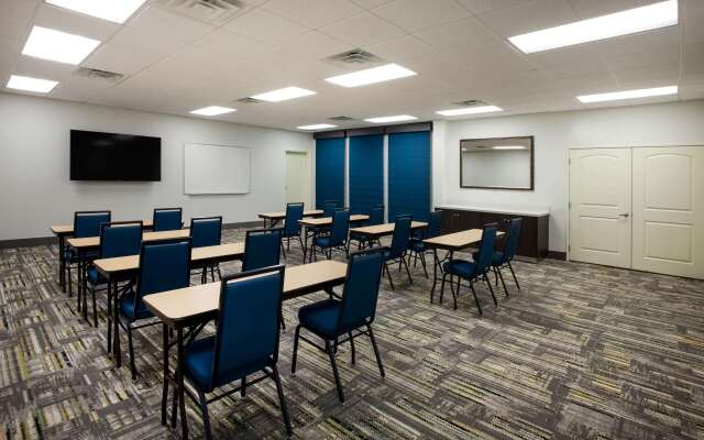 La Quinta Inn & Suites by Wyndham Odessa North