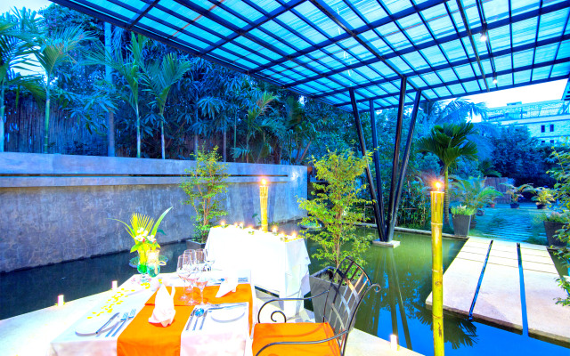 La Residence Blanc D' Angkor