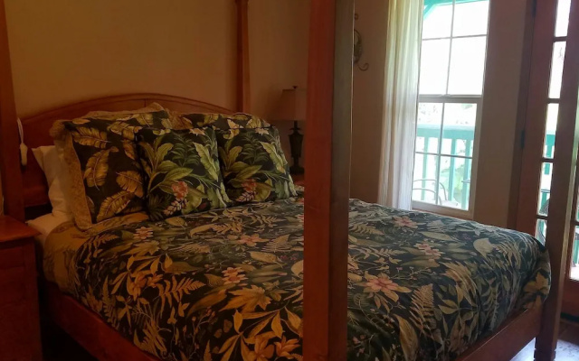 Lava Pond Lodge - Hotel in 沃尔卡诺 - Photo 4