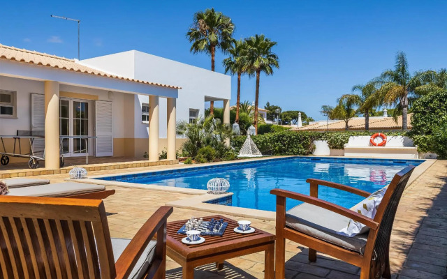 Villa Dome by OCvillas