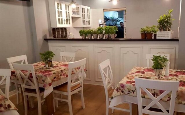 Garden Boutique Residence