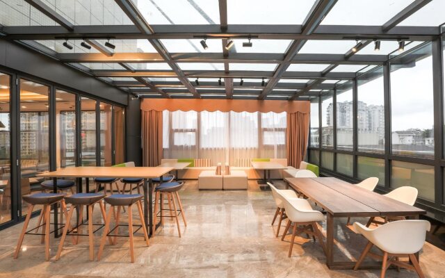 Holiday Inn Express Chengdu Xindu by IHG