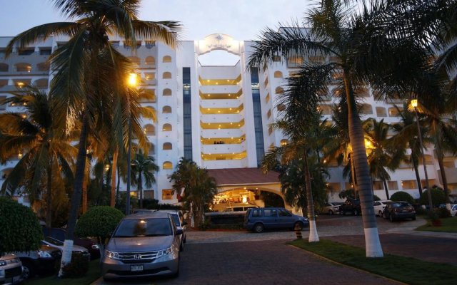 Tesoro Ixtapa Beach Resort